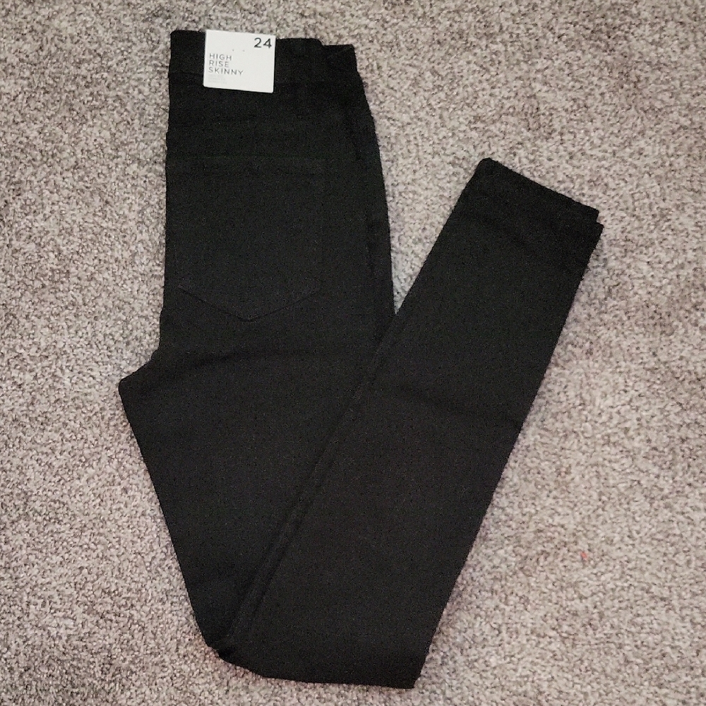 Forever 21 Black Skinny Jeans